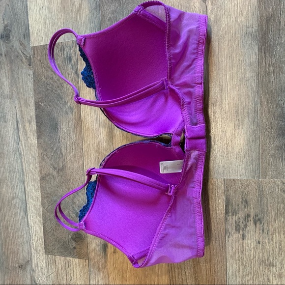 VS Vintage Embroidered Floral Lace Push Up Bra - Picture 5 of 9